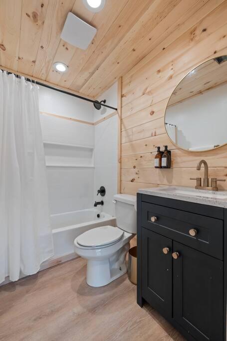 New! Modern Cabin With Two Decks, Bar & Game Room! Gatlinburg Exterior foto
